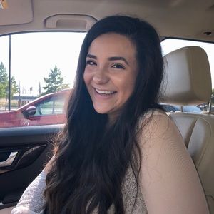 Meet your Posher, Jocelyn